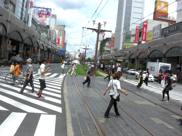 �������s�V���ِ��̂̓��̂�P