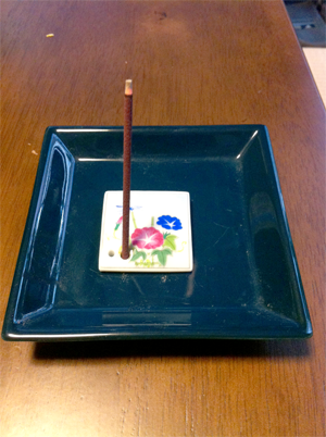 �������s�̓V���ِ��̉@�������̒���